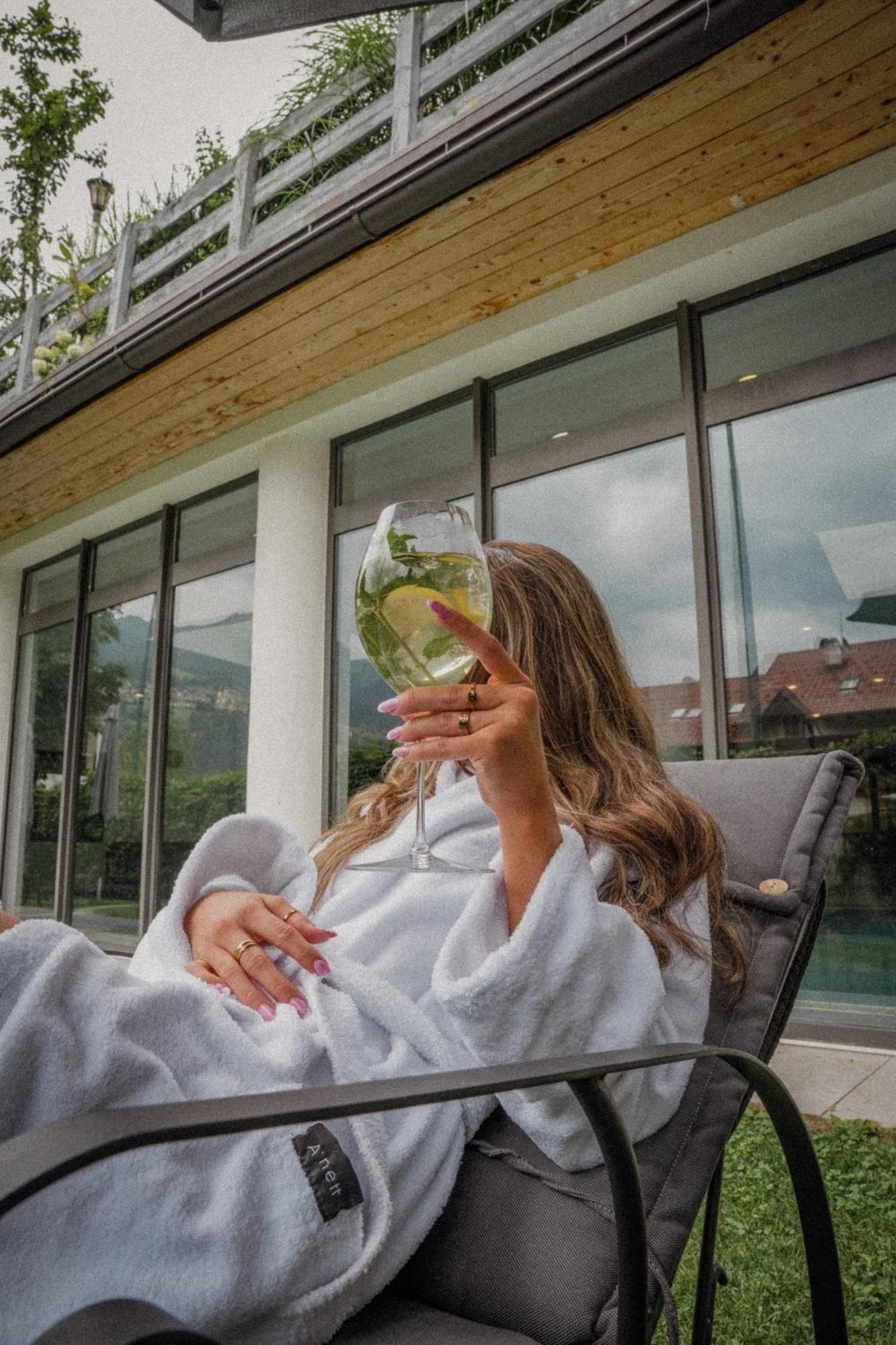 Anett Hotel 비피테노 외부 사진